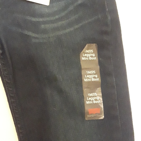 Levi's Dark Wash New Legging Mini Boot Denim Jean’s A37 - Picture 3 of 10